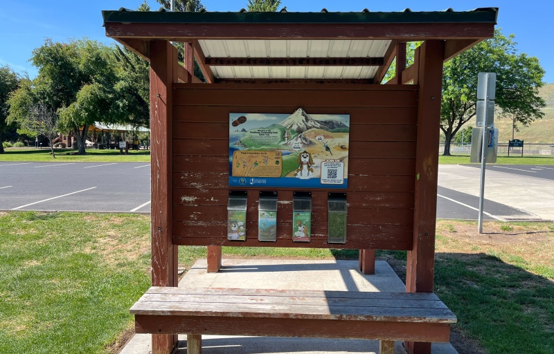 Pendleton Community Park kiosk sign
