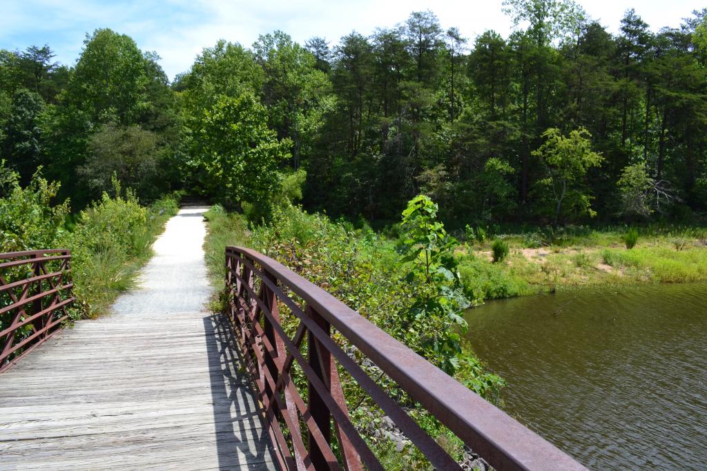 salem lake bike trail